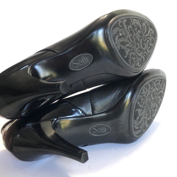 Sofft Black Peep Toe Side Cutouts Leather Heels size 9M - Picture 15 of 17